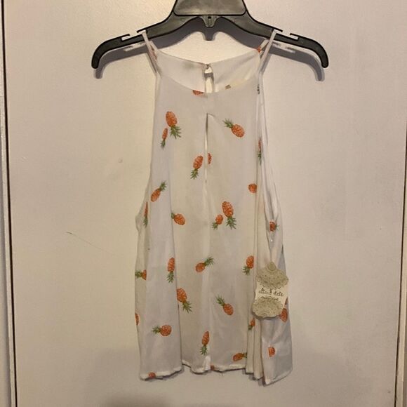 Altar'd State Tops - Altar’d State NWT pineapple tank top Size Small